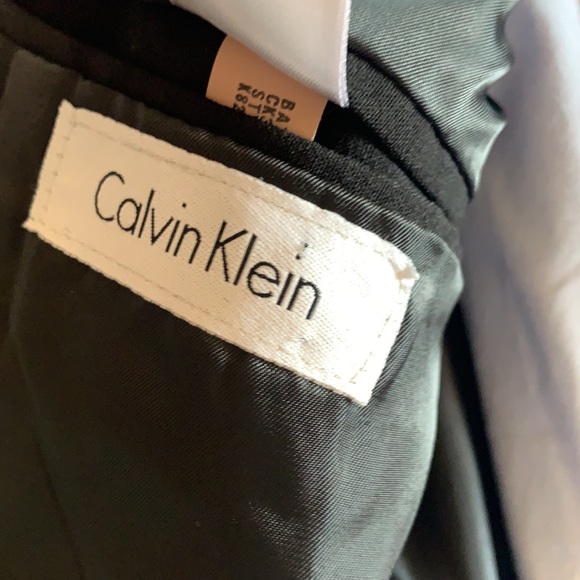 Coat Calvin Klein 14 and t-shirt Size 12 - Picture 2 of 4